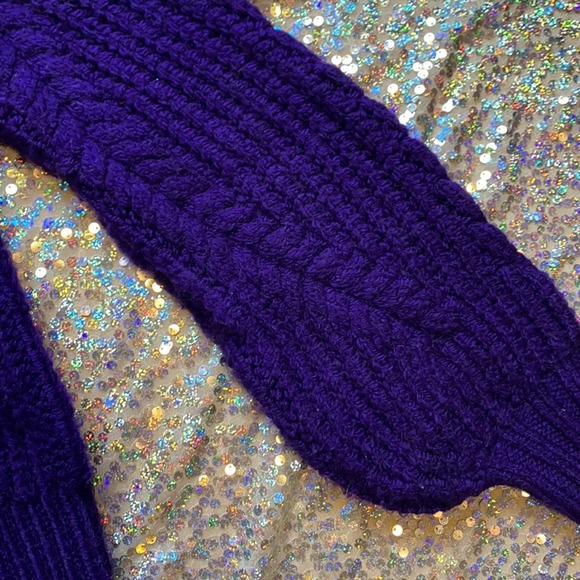 TOPSHOP • Chunky Cable Knit Sweater - Picture 9 of 10